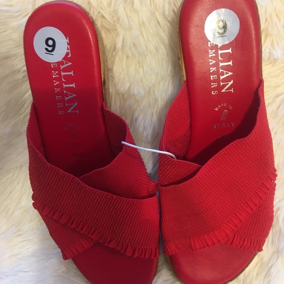 🆕 ❤️ Red Wedge Sandals ❤️ - Picture 6 of 6